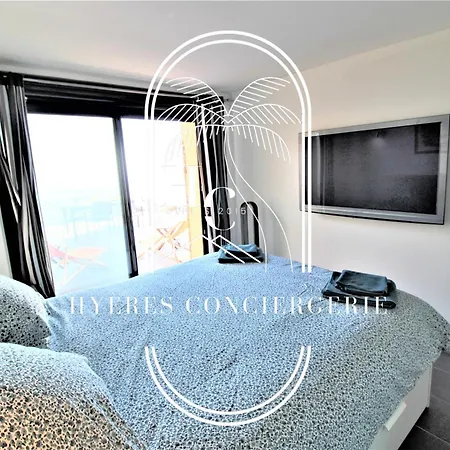 Maison Sur L'eau-hyeres-almanarre-parkings Clim Wifi By Hc Villa *