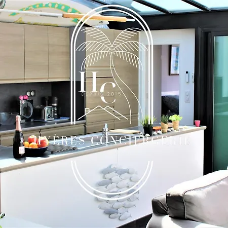 Maison Sur L'eau-hyeres-almanarre-parkings Clim Wifi By Hc Villa *