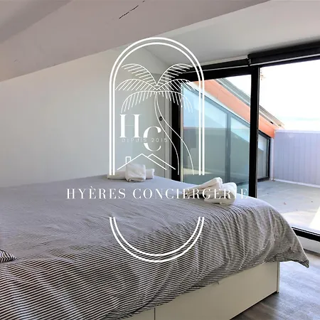 Maison Sur L'eau-hyeres-almanarre-parkings Clim Wifi By Hc Villa
