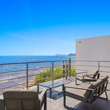 Maison Sur L'eau-hyeres-almanarre-parkings Clim Wifi By Hc Hyères