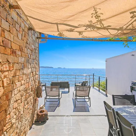 Maison Sur L'eau-hyeres-almanarre-parkings Clim Wifi By Hc فيلة *