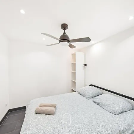 Maison Sur L'eau-hyeres-almanarre-parkings Clim Wifi By Hc Villa