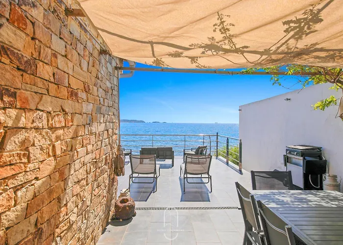 Maison Sur L'eau-hyeres-almanarre-parkings Clim Wifi By Hc Вілла *